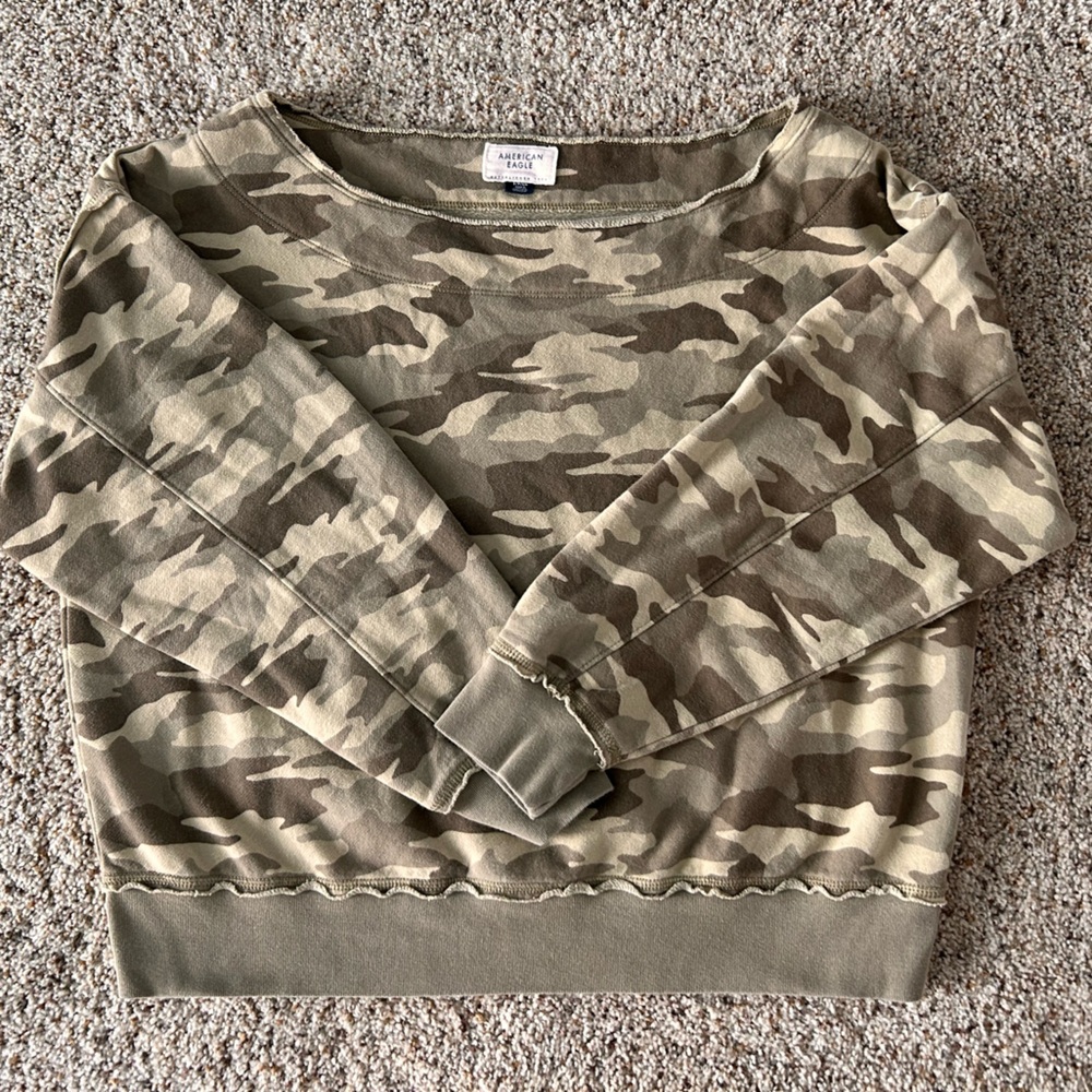 American Eagle Outfitters green Camouflage off the shoulder Top